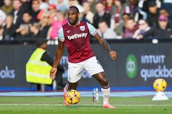 West Ham, paura per Antonio: incidente stradale per l’attaccante