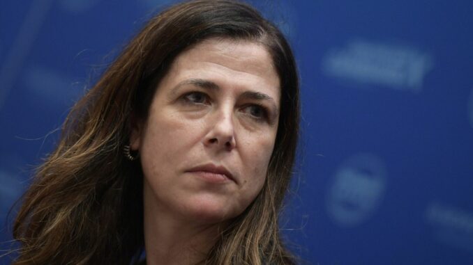 Todde “Serenamente al lavoro, ho piena legittimazione a continuare”