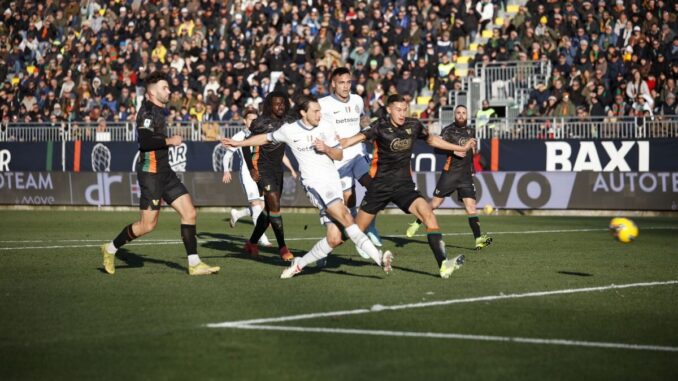 L’Inter vince a Venezia 1-0, decisivo Darmian