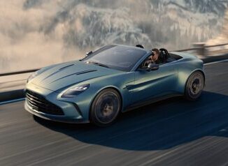 Arrivata lattesissima nuova Aston Martin Vantage Roadster
