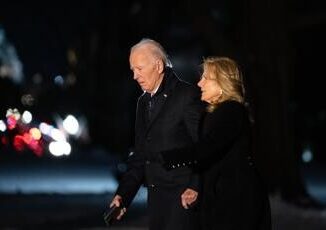 Biden annulla viaggio in Italia resta in Usa per emergenza incendi a Los Angeles