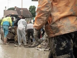 Disastri naturali 2024 report perdite economiche per 320 miliardi di dollari