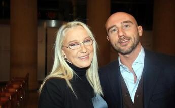 Eleonora Giorgi, il figlio Andrea Rizzoli: “Le resta poco tempo, ci siamo goduti ogni istante”