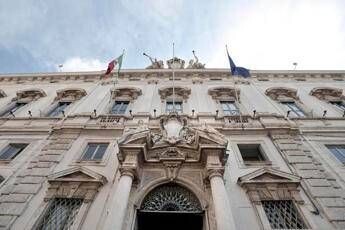 Fine vita, malati irreversibili si oppongono: “Consulta mantenga paletti”