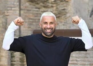 Luca Tommassini chi e dalla relazione con Heather Parisi alloperazione al cuore