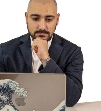 Mirko Spampinati vola in alto con “Digital Seller School”, ecco la sua storia