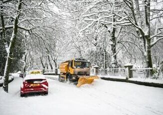 Neve e freddo record in Gb e Usa voli cancellati in Germania in atto la tempesta invernale