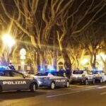 Controlli della Polizia di stato in Piazza del Carmine a Cagliari