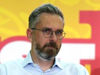Scontri a Bologna la denuncia del sindaco Atti vandalici contro Sinagoga