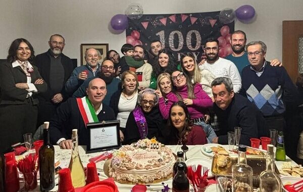 Tissi Celebra il Centenario di Zia Giovannina Marrosu