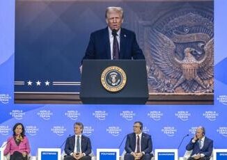 Trump Voglio incontrare Putin presto. Guerra finisce se prezzo petrolio scende