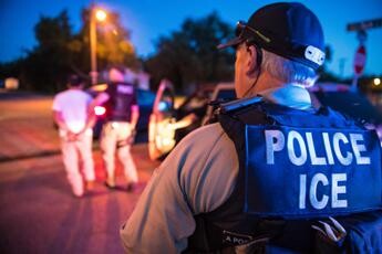 Trump, migranti illegali ricercati in aula. Le scuole: “Proteggeremo gli studenti”