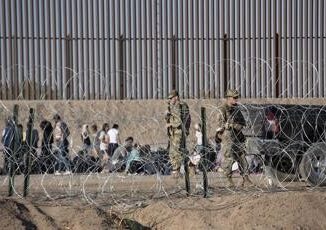Usa parte la stretta anti migranti Centinaia di arresti e deportazioni