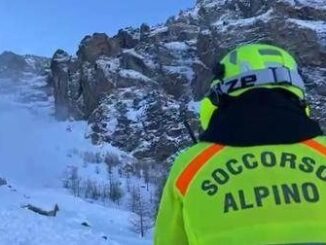 Valanga su versante trentino del monte Vioz due feriti uno e grave