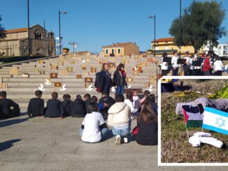 L'allestimento della Diaz sulla gradinata di S. Simplicio a Olbia