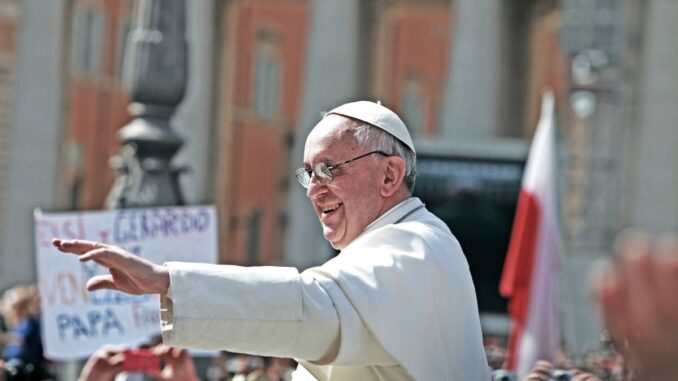 Papa, notte tranquilla per il Santo Padre che ha riposato