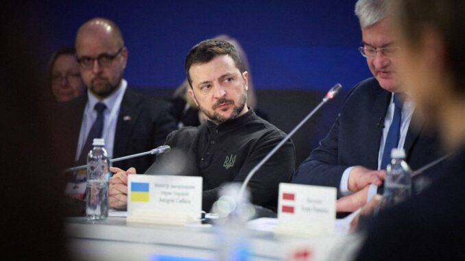 Ucraina, Zelensky “Siamo vivi, obiettivo è pace duratura”