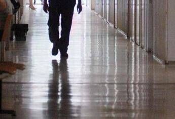 Australia, video choc infermieri sui social: “Uccideremo pazienti ebrei”
