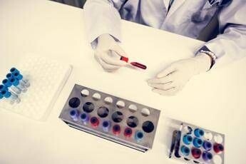 Droga, obbligo test per toghe e medici: la proposta di legge