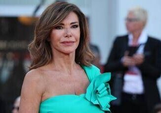 Emanuela Folliero a Verissimo chi e la conduttrice ospite oggi di Silvia Toffanin