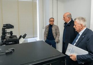 Fondazione Roma Iss microscopio per studiare tumori e malattie neurodegenerative