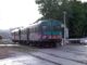Treno al passaggio a livello di Olbia