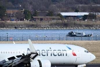 Incidente aereo Washington, recuperati resti di 55 passeggeri