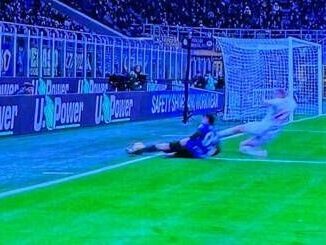 Inter Fiorentina gol nerazzurro inventato la palla era uscita