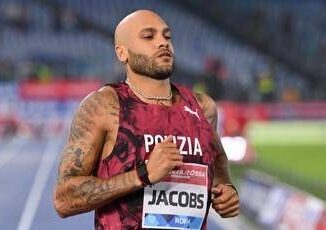 Jacobs messaggio social a Tortu Voglion farsi i c. miei Video