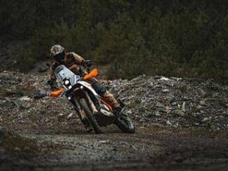 KTM 390 Adventure 2025 oltre i limiti
