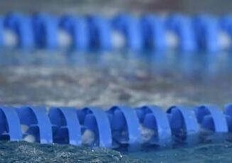 Latina malore in piscina muore bimbo di 3 anni