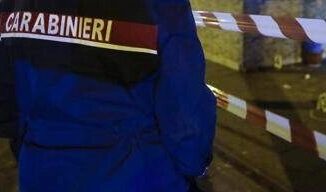 Massa Carrara marito e moglie morti in casa ipotesi omicidio suicidio
