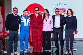 Milano Cortina annunciati a Sanremo primi tre tedofori Coca Cola del Viaggio della Fiamma Olimpica