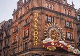 Molestie da Ali Fayed ex dipendenti di Harrods accusano il fratello dellex proprietario