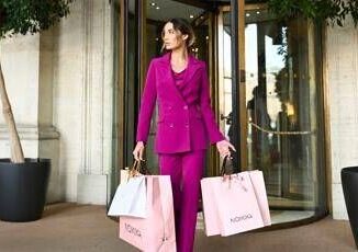 Noikika dalle boutique di Roma al mondo online con capi eleganti e dal design italiano adatti ad ogni occasione