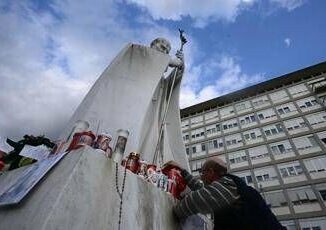 Papa Francesco Vaticano Ha trascorso una notte tranquilla