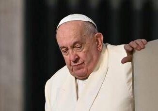 Papa Francesco Vaticano Notte e trascorsa bene sta riposando