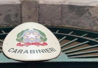 Roma guardia giurata spara a ladro ora rischia indagine per tentato omicidio