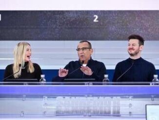 Sanremo 2025 Conti scherza su ascolti record Allora chiudiamolo qui