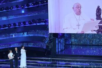 Sanremo 2025, videomessaggio del Papa: nessun malumore, registrato “molto volentieri”