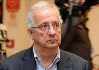 Scuola libro Veltroni regalato a Buccinasco Lega presenta interrogazione
