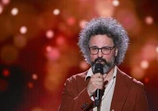 Simone Cristicchi Meloni e Schlein Mai schierato politicamente felice che il brano sia piaciuto