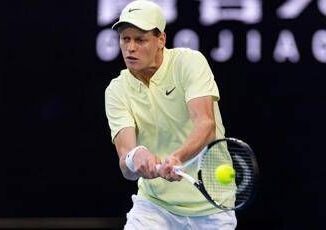 Sinner e il caso doping associazione di Djokovic E vittima di una battaglia politica