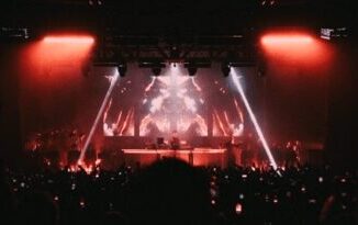 Techno laser e violini ecco la sinfonia del caos di Asco