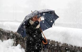Torna il maltempo sull’Italia con neve, freddo e nubifragi: le regioni colpite