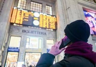 Treni guasto sulla Roma Cassino rallentamenti ritardi e cancellazioni