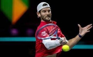 Vavassori show a Rotterdam: 'tweener' e rovescio al volo. Ora c'è Alcaraz - Video 5 Vavassori show a Rotterdam tweener e rovescio al volo. Ora ce Alcaraz Video