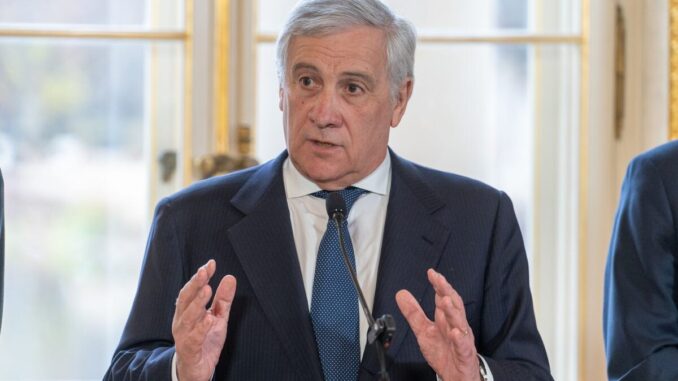 Ucraina, Tajani “Serve compromesso con assenso Kiev e coinvolgimento Ue”