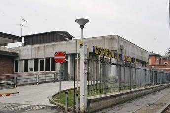 Alessandria, morto bimbo di 2 anni caduto dal terzo piano