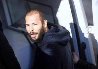 Andrew Tate denunciato per violenza sessuale e maltrattamenti dallex fidanzata